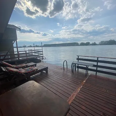 D Moll Splav Holiday home Belgrade